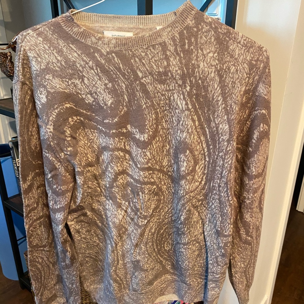 🌟closet sale🌟Saturday’s NYC sweater